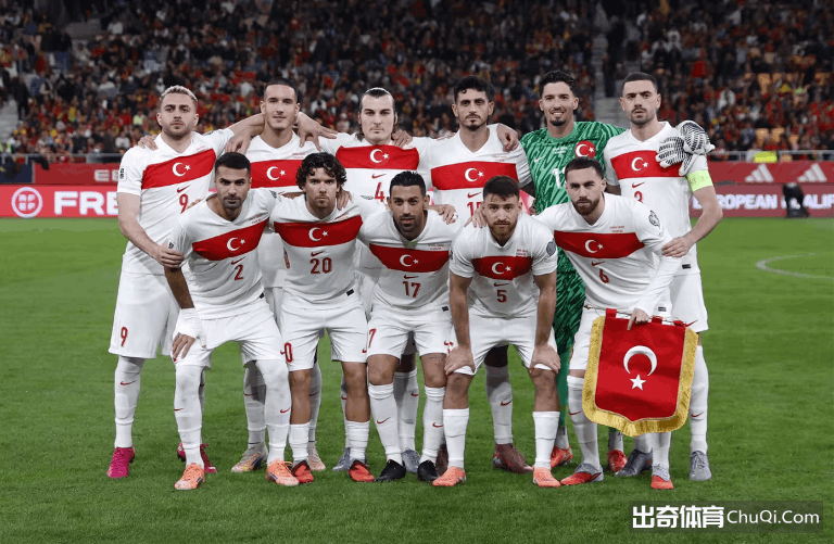 揭秘,冰壶赛场上,的运动员在,皇冠体育app下载,皇冠体育官网,澳门皇冠体育,bet皇冠体育在线