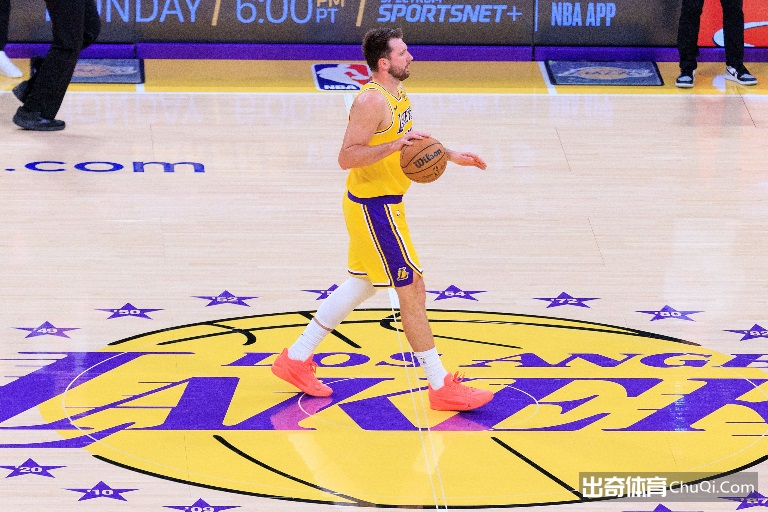 杜克三人得,分超,弗拉格休战,皇冠体育app下载,皇冠体育官网,澳门皇冠体育,bet皇冠体育在线