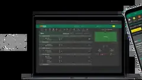 工体赛事前夕，炫彩灯光秀揭幕，球迷齐声唱响《绿色信仰》之歌