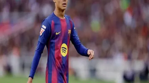 《毛剑卿揭秘U15战日本：无奈以“人墙”抗敌，巧避红牌坚守阵地》